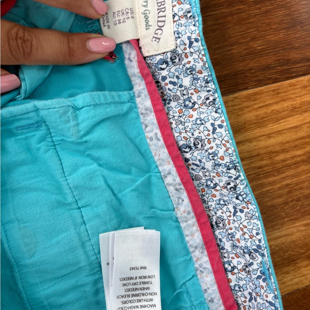 Cambridge Dry Goods Turquoise Shorts with Floral Accent - Picture 2 of 6